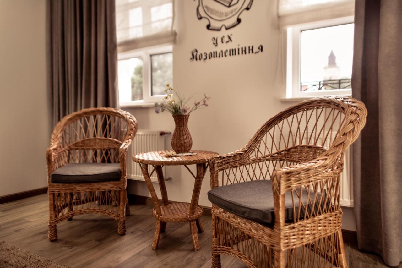 Ratusha Craft Rooms Kamianets-Podilskyi Exterior foto